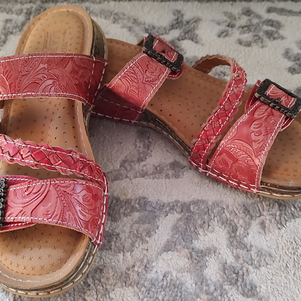 Spring Step sandals - Picture 3 of 3